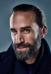 Joseph Fiennes