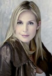 Kelly Rutherford