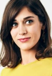 Lizzy Caplan