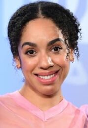 Pearl Mackie