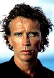 Peter Weller