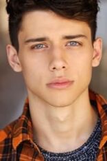 Uriah Shelton